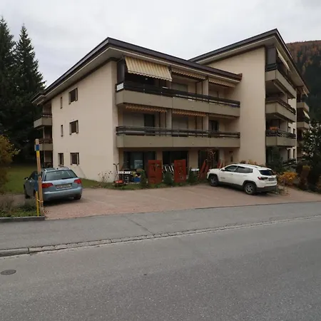Hertistrasse 1 17 Davos