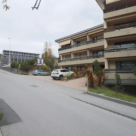 Apartment Hertistrasse 1 17 *